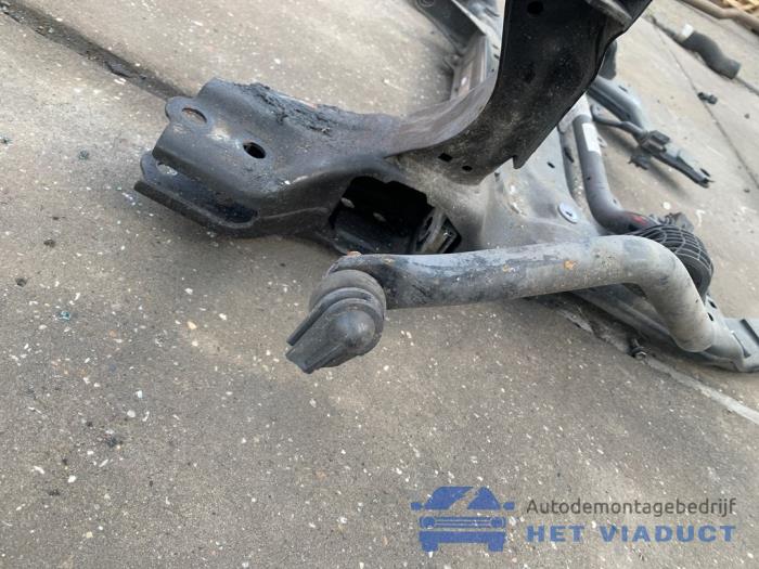 F46 Rear Subframe Subframe BMW 2 serie Gran Tourer 220dA xDrive 2.0 TwinPower Turbo 16V ...