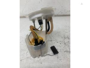 Used Electric fuel pump BMW 1 serie (F40) 118d 2.0 16V Price € 120,00 Margin scheme offered by Het Viaduct