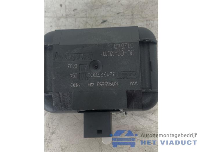 Begagnade Regnsensor Volkswagen Golf VI Variant (AJ5/1KA) 1.4 TSI 122 16V Pris € 10,00 Marginaltabell erbjuds av Het Viaduct