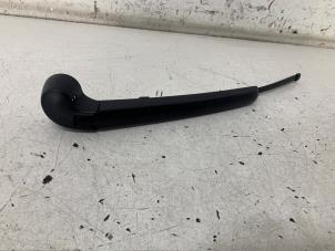 Used Rear wiper arm Audi A1 Sportback (8XA/8XF) 1.0 TFSI Ultra 12V Price € 15,00 Margin scheme offered by Het Viaduct