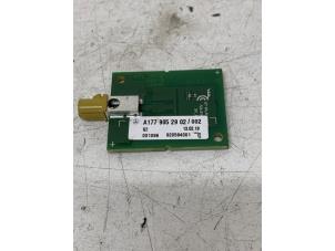 Used Antenna (miscellaneous) Mercedes A (177.0) 1.3 A-180 Turbo 16V Price € 15,00 Margin scheme offered by Het Viaduct
