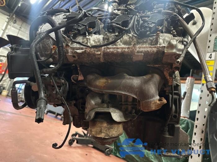 Motor van een Mercedes-Benz CLS (C219) 350 3.5 V6 18V 2004