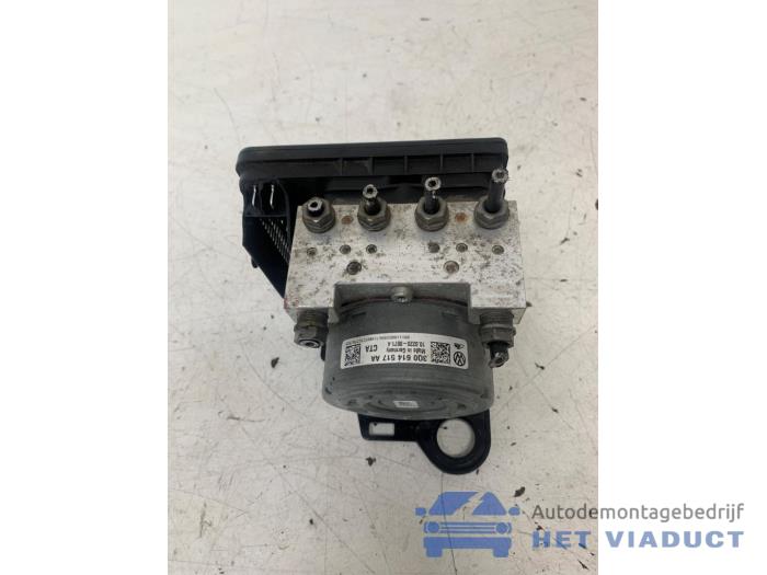 Begagnade ABS-pump Volkswagen Golf VII (AUA) 1.2 TSI 16V Pris € 120,00 Marginaltabell erbjuds av Het Viaduct