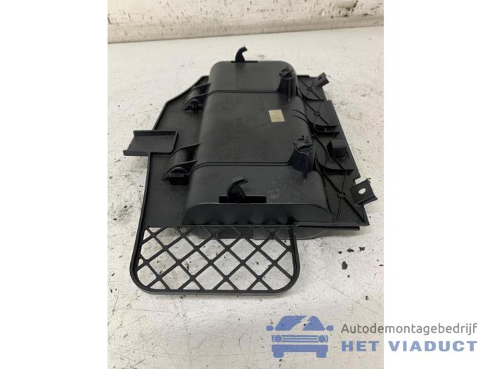 Gebrauchte Handschuhfach Seat Ibiza IV (6J5) 1.4 TSI 16V FR Preis € 20,00 Margenregelung angeboten von Het Viaduct