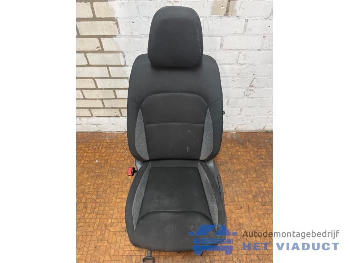 Gebrauchte Sitz links Skoda Fabia IV (PJ3) 1.0 MPI 12V Preis € 200,00 Margenregelung angeboten von Het Viaduct