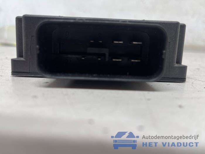 Central electronic module from a Volkswagen Caddy IV 2.0 TDI 102 2016