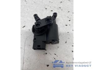 Engine temperature sensor from a Volkswagen Caddy IV 2.0 TDI 102 2016