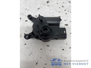 Engine temperature sensor from a Volkswagen Caddy IV 2.0 TDI 102 2016