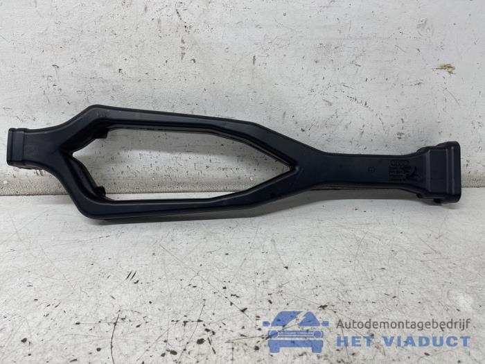 Gebrauchte Luft Leitung Audi A3 Sportback (8VA/8VF) 1.4 TFSI 16V 40 e-tron Preis € 10,00 Margenregelung angeboten von Het Viaduct