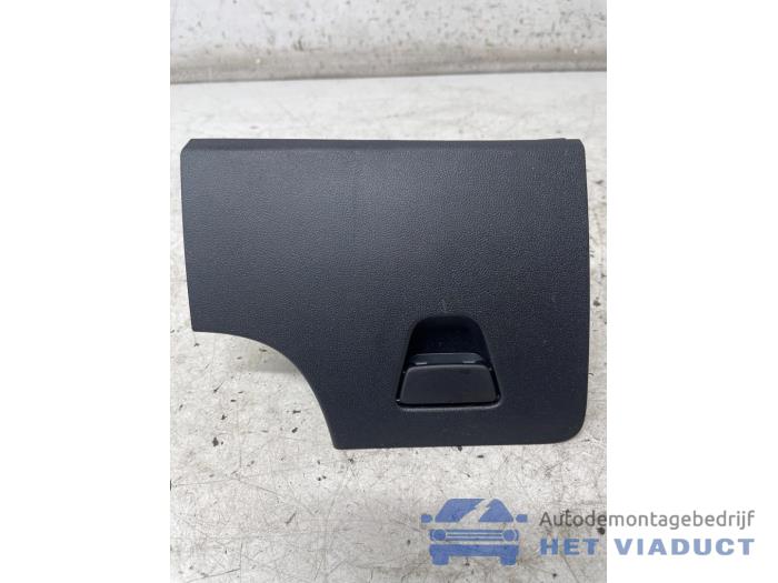 Begagnade Handskfack Ford Fiesta 7 1.5 TDCi 85 Pris € 25,00 Marginaltabell erbjuds av Het Viaduct