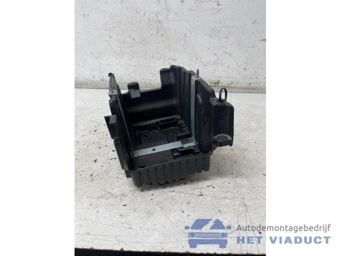 Begagnade Batterilåda Ford Fiesta 7 1.5 TDCi 85 Pris € 25,00 Marginaltabell erbjuds av Het Viaduct