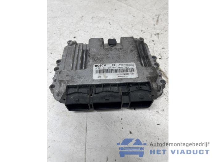 Used Engine management computer Opel Vivaro 1.9 DI Price € 140,00 Margin scheme offered by Het Viaduct