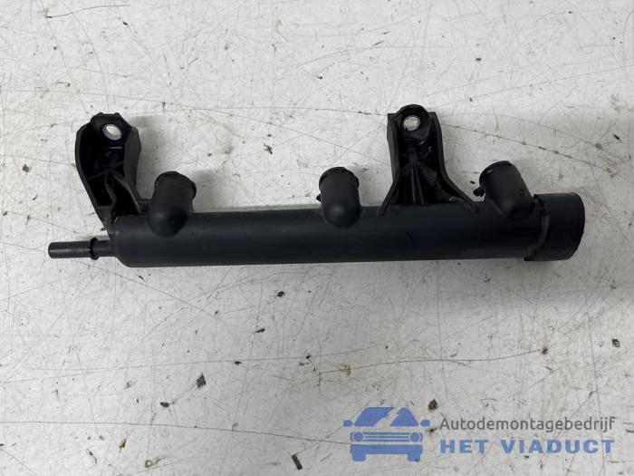 Usagé Système d'injection Peugeot 208 I (CA/CC/CK/CL) 1.2 Vti 12V PureTech Prix € 35,00 Règlement à la marge proposé par Het Viaduct