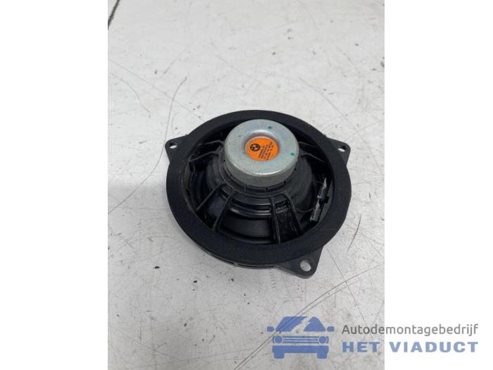 Używane Glosnik BMW M1 (F21) M140i 3.0 24V Cena € 55,00 Procedura marży oferowane przez Het Viaduct