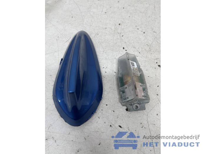 Używane Antena BMW M1 (F21) M140i 3.0 24V Cena € 50,00 Procedura marży oferowane przez Het Viaduct