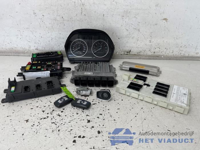 Used Ignition lock + computer BMW M1 (F21) M140i 3.0 24V Price € 1.250,00 Margin scheme offered by Het Viaduct