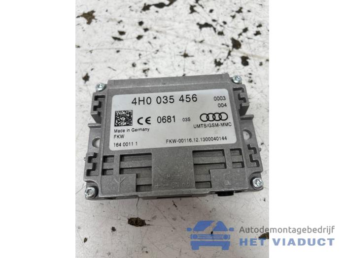 Usados Módulo Bluetooth Skoda Octavia Combi (5EAC) 2.0 TDI RS 16V Precio € 20,00 Norma de margen ofrecido por Het Viaduct