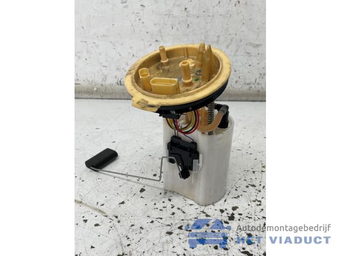 Usagé Pompe à carburant Skoda Octavia Combi (5EAC) 2.0 TDI RS 16V Prix € 85,00 Règlement à la marge proposé par Het Viaduct