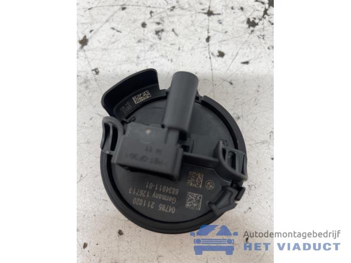 Gebrauchte Airbag Sensor BMW 1 serie (F40) 118d 2.0 16V Preis € 25,00 Margenregelung angeboten von Het Viaduct