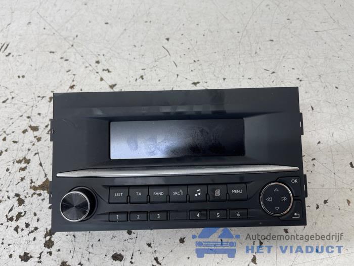 Gebrauchte Radio Peugeot 308 SW (L4/L9/LC/LJ/LR) 1.5 BlueHDi 100 Preis € 200,00 Margenregelung angeboten von Het Viaduct