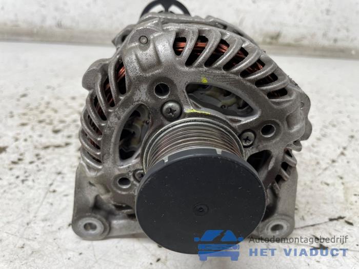 Used Dynamo Renault Clio V (RJAB) 1.0 TCe 100 12V Price € 100,00 Margin scheme offered by Het Viaduct