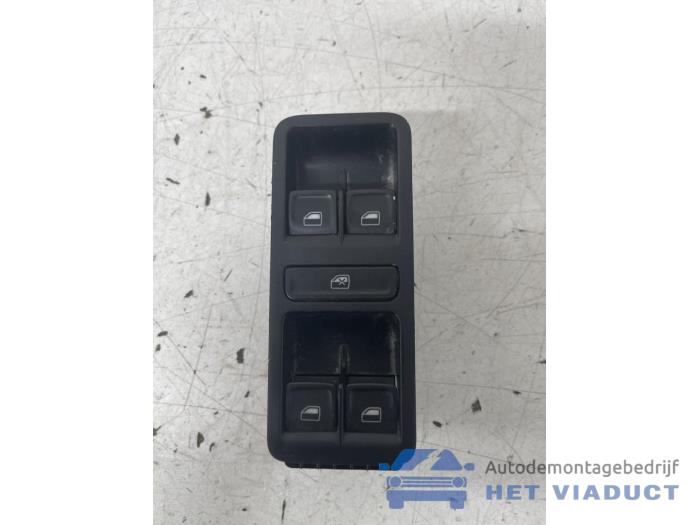 Używane Przelacznik combi okienny Volkswagen Polo V (6R) 1.2 TSI 16V BlueMotion Technology Cena € 30,00 Procedura marży oferowane przez Het Viaduct