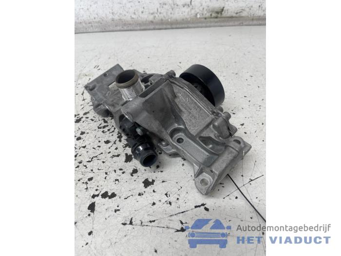 Begagnade Vattenpump BMW M135 (F40) M135i xDrive 2.0 TwinPower 16V Pris € 250,00 Marginaltabell erbjuds av Het Viaduct