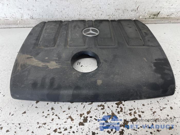 Abdeckblech Motor van een Mercedes-Benz A Limousine (177.1) 1.5 A-180d 2019