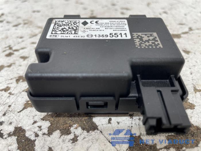 Używane Modul keyless vehicle Opel Astra K Sports Tourer 1.4 Turbo 16V Cena € 15,00 Procedura marży oferowane przez Het Viaduct