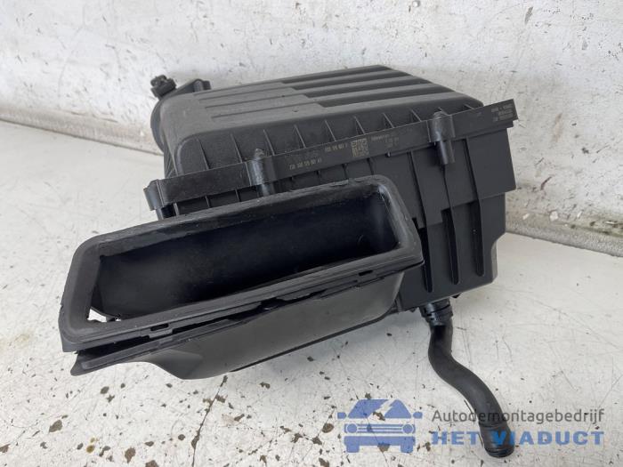 Begagnade Luftfilterhus Volkswagen Golf VII (AUA) 1.6 TDI BMT 16V Pris € 30,00 Marginaltabell erbjuds av Het Viaduct