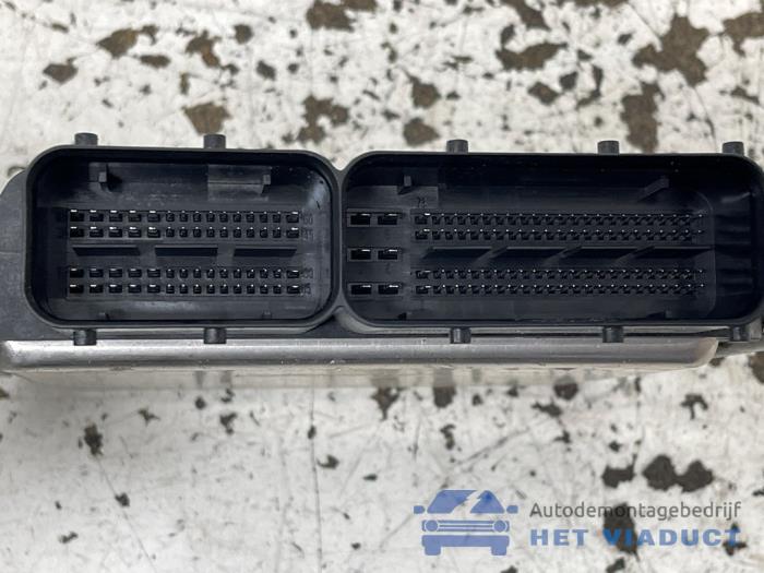 Engine management computer from a Volkswagen Golf VII (AUA) 1.6 TDI BMT 16V 2017