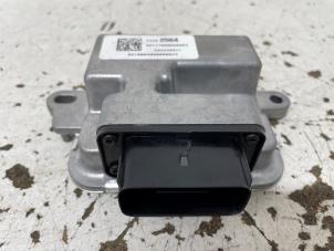 Usagé Module carburant ADM Opel Astra K 1.0 Turbo 12V Prix € 25,00 Règlement à la marge proposé par Het Viaduct