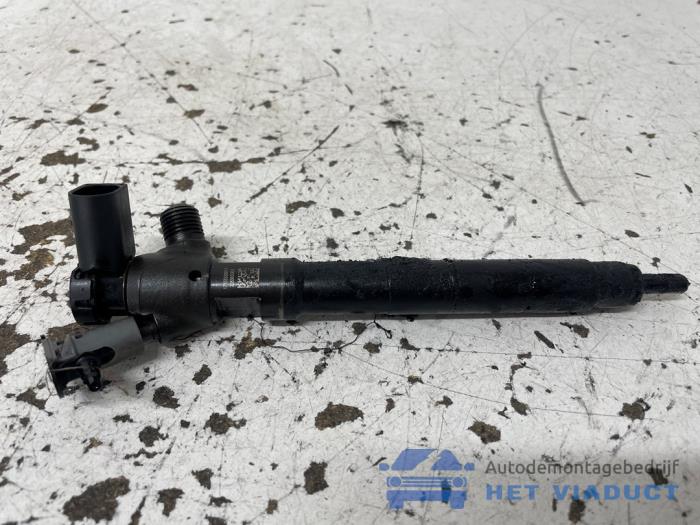 Usagé Injecteurs Volkswagen Polo V (6R) 1.4 TDI 12V 90 Prix € 190,00 Règlement à la marge proposé par Het Viaduct