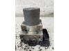 BMW 5 serie (F10) 520i 16V ABS Pumpe