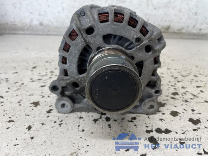 Usagé Dynamo Volkswagen Polo VI (AW1) 1.0 TSI 12V Prix € 50,00 Règlement à la marge proposé par Het Viaduct
