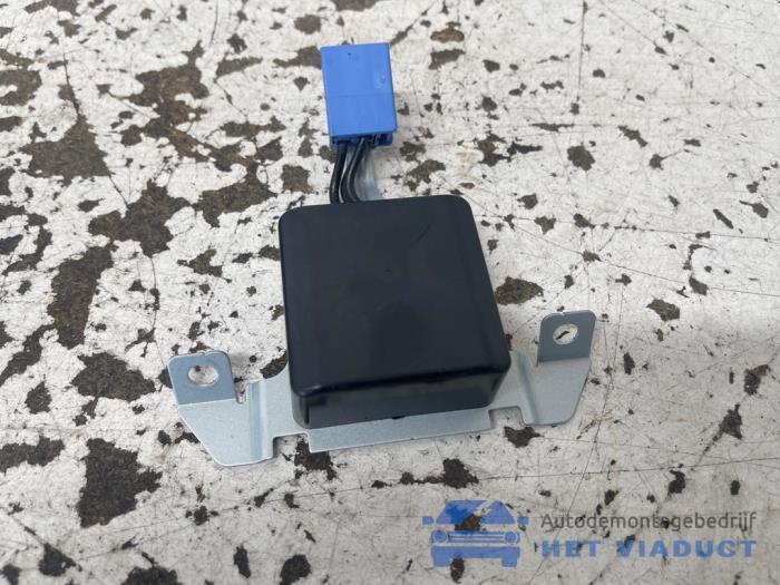 Używane Antena GPS Mazda CX-30 (DM) 2.0 e-SkyActiv-X 181 M Hybrid 16V Cena € 50,00 Procedura marży oferowane przez Het Viaduct