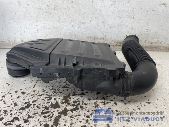 Gebrauchte Luftfiltergehäuse Volkswagen Polo VI (AW1) 1.0 TSI 12V Preis € 30,00 Margenregelung angeboten von Het Viaduct