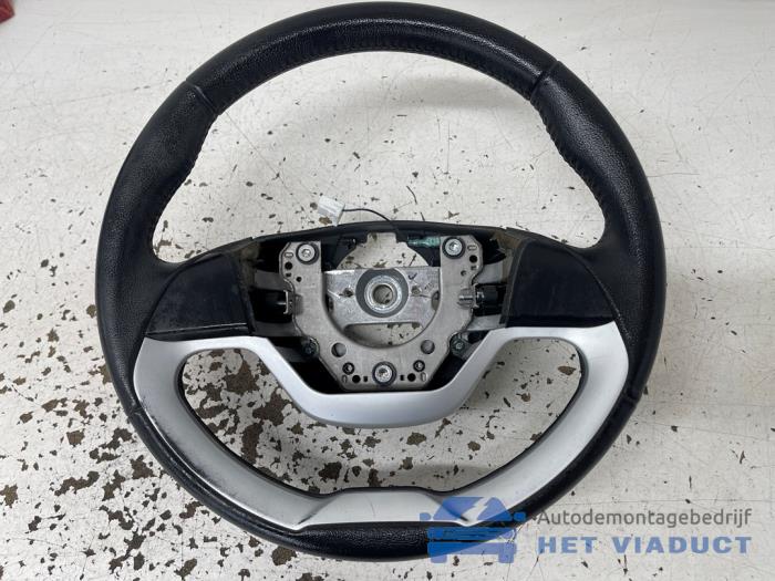 Używane Kierownica Kia Picanto (TA) 1.0 12V Cena € 30,00 Procedura marży oferowane przez Het Viaduct