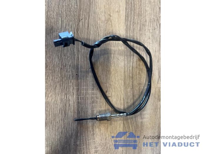 Używane Czujnik temperatury spalin BMW 1 serie (F40) 118d 2.0 16V Cena € 50,00 Procedura marży oferowane przez Het Viaduct