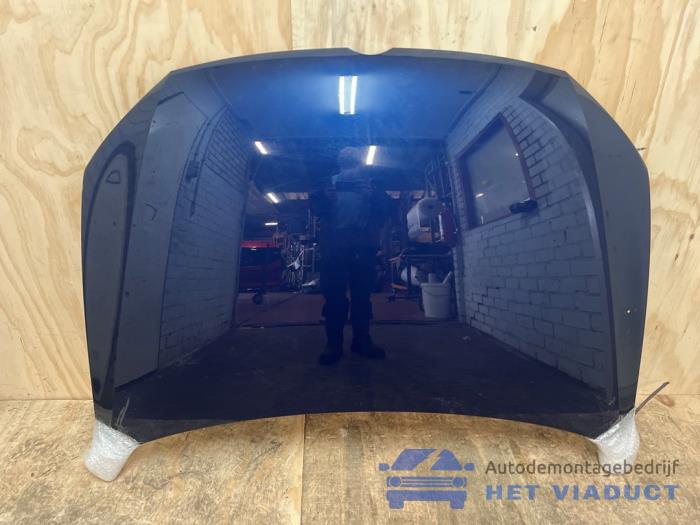 Usados Capó Ford Focus 3 Wagon 1.0 Ti-VCT EcoBoost 12V 125 Precio € 500,00 Norma de margen ofrecido por Het Viaduct