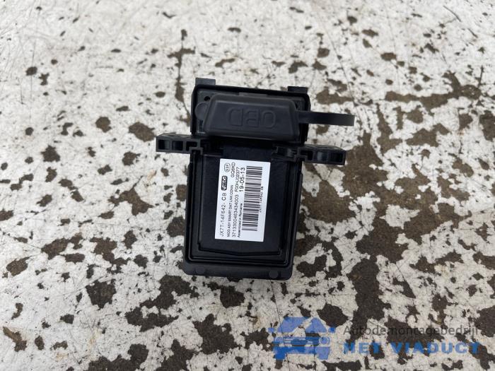Used Computer, miscellaneous Ford Focus 4 Wagon 1.0 Ti-VCT EcoBoost 12V 125 Price € 55,00 Margin scheme offered by Het Viaduct