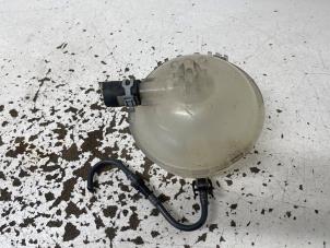 Used Expansion vessel Opel Astra K 1.5 CDTi 105 12V Price € 20,00 Margin scheme offered by Het Viaduct