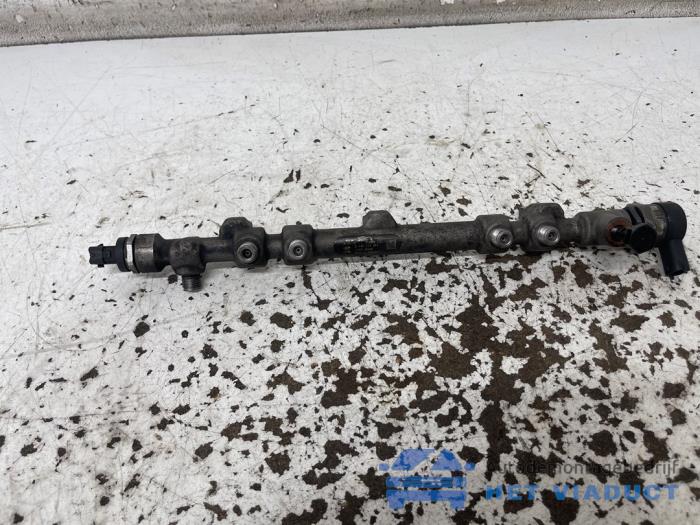 Usagé Système d'injection Hyundai Santa Fe III (DM) 2.2 CRDi R 16V 4x4 Prix € 70,00 Règlement à la marge proposé par Het Viaduct