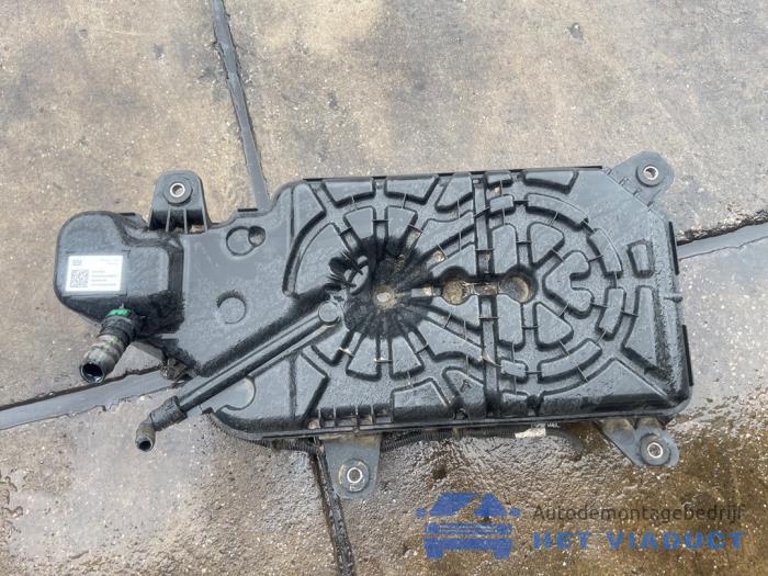 Gebrauchte Adblue Tank Opel Astra K 1.5 CDTi 105 12V Preis € 450,00 Margenregelung angeboten von Het Viaduct