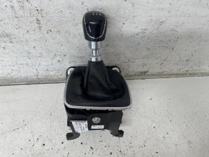 Używane Mechanizm wyboru Ford C-Max (DXA) 1.0 Ti-VCT EcoBoost 12V 125 Cena € 70,00 Procedura marży oferowane przez Het Viaduct