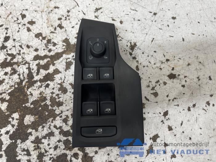 Używane Przelacznik combi okienny Cupra Leon Sportstourer (KLCF) 1.5 VZ e-Hybrid 16V Cena € 75,00 Procedura marży oferowane przez Het Viaduct
