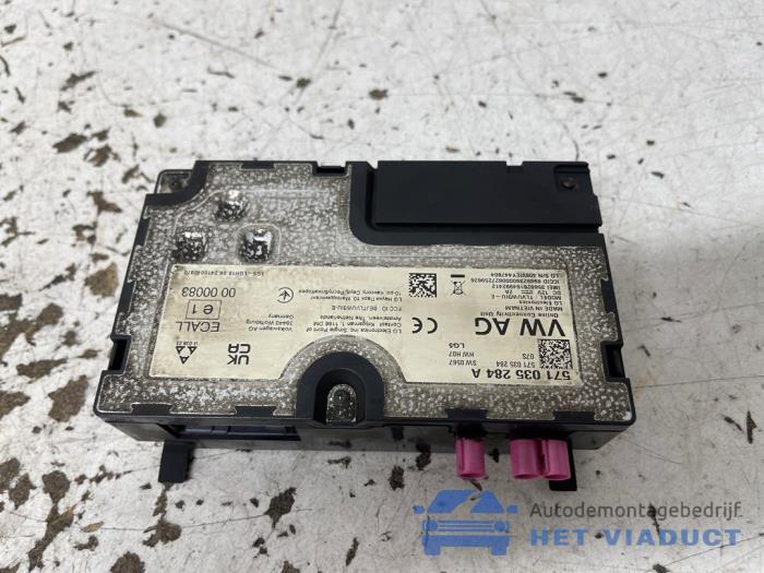 Usados Módulo WiFi Cupra Leon Sportstourer (KLCF) 1.5 VZ e-Hybrid 16V Precio € 350,00 Norma de margen ofrecido por Het Viaduct