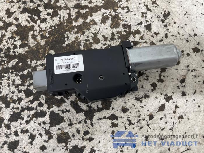 Używane Silnik szyberdachu Suzuki Vitara (LY/MY) 1.4 Booster Jet Turbo 16V SHVS Cena € 150,00 Procedura marży oferowane przez Het Viaduct