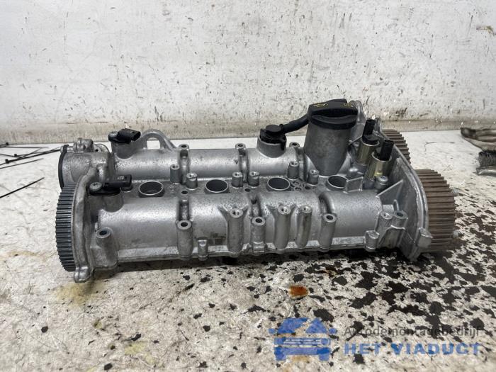 Usagé Arbre à cames Volkswagen Golf VIII (CD1) 1.4 GTE 16V Prix € 300,00 Règlement à la marge proposé par Het Viaduct