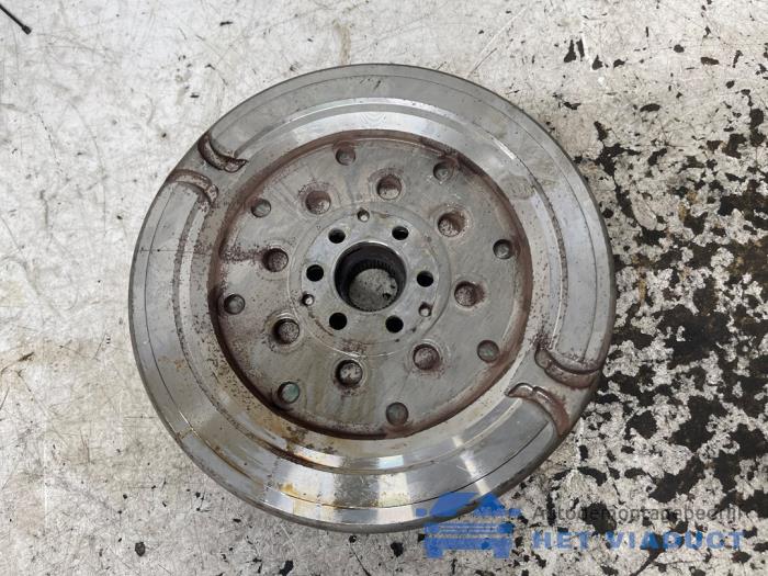 Used Flywheel Volkswagen Golf VIII (CD1) 1.4 GTE 16V Price € 90,00 Margin scheme offered by Het Viaduct